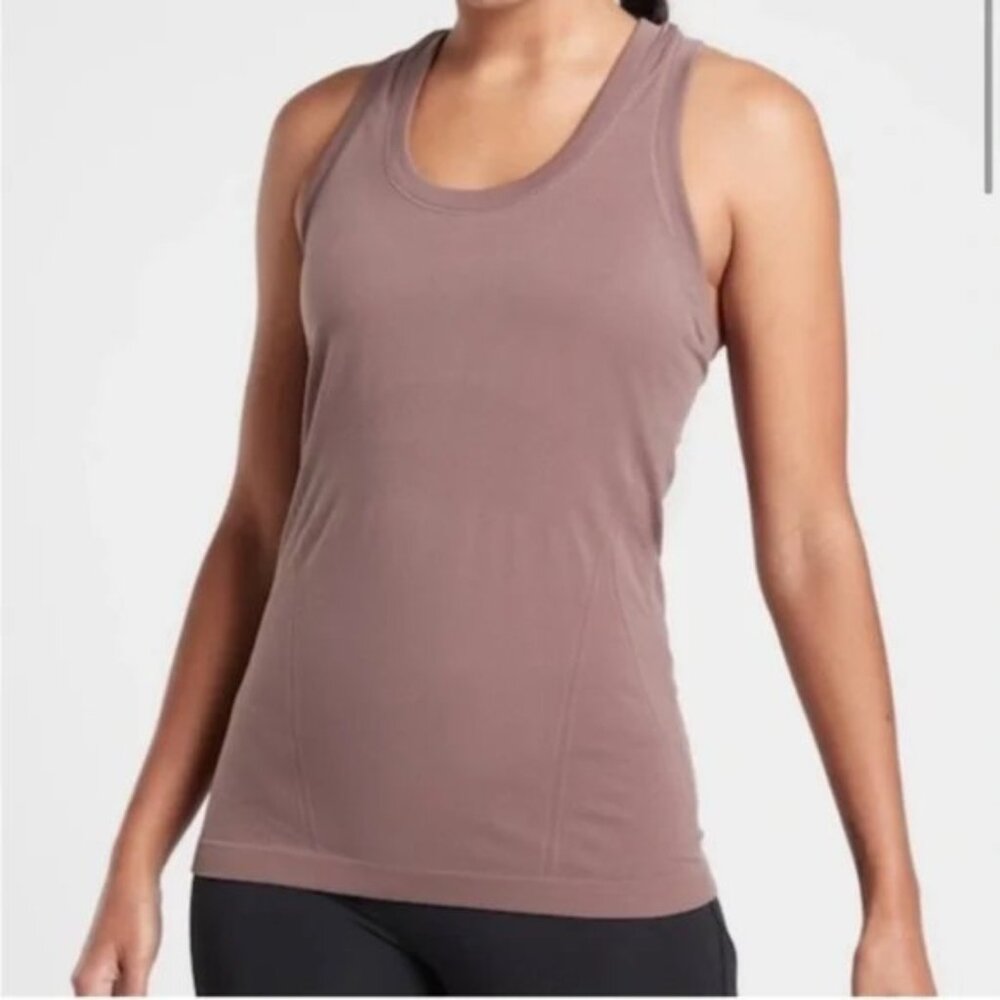 Athleta Momentum Tank